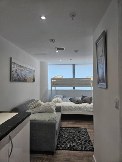 Small Studio For Group Of 5 In Delta Croydon Dpf3 Экстерьер фото