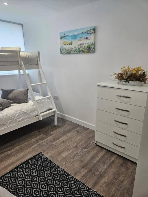 Small Studio For Group Of 5 In Delta Croydon Dpf3 Экстерьер фото
