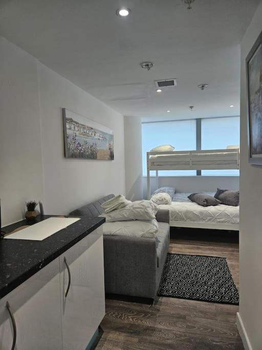 Small Studio For Group Of 5 In Delta Croydon Dpf3 Экстерьер фото